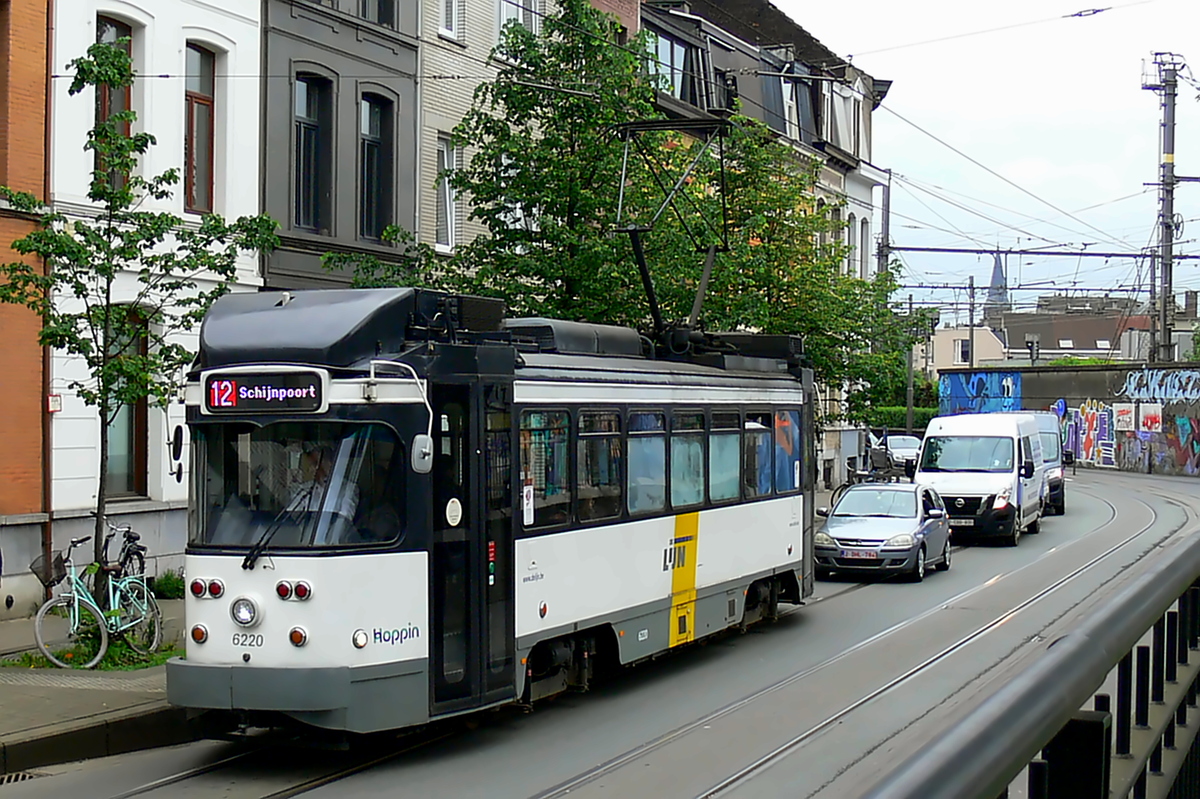 Антверпен, BN PCC Gent (modernised) № 6220