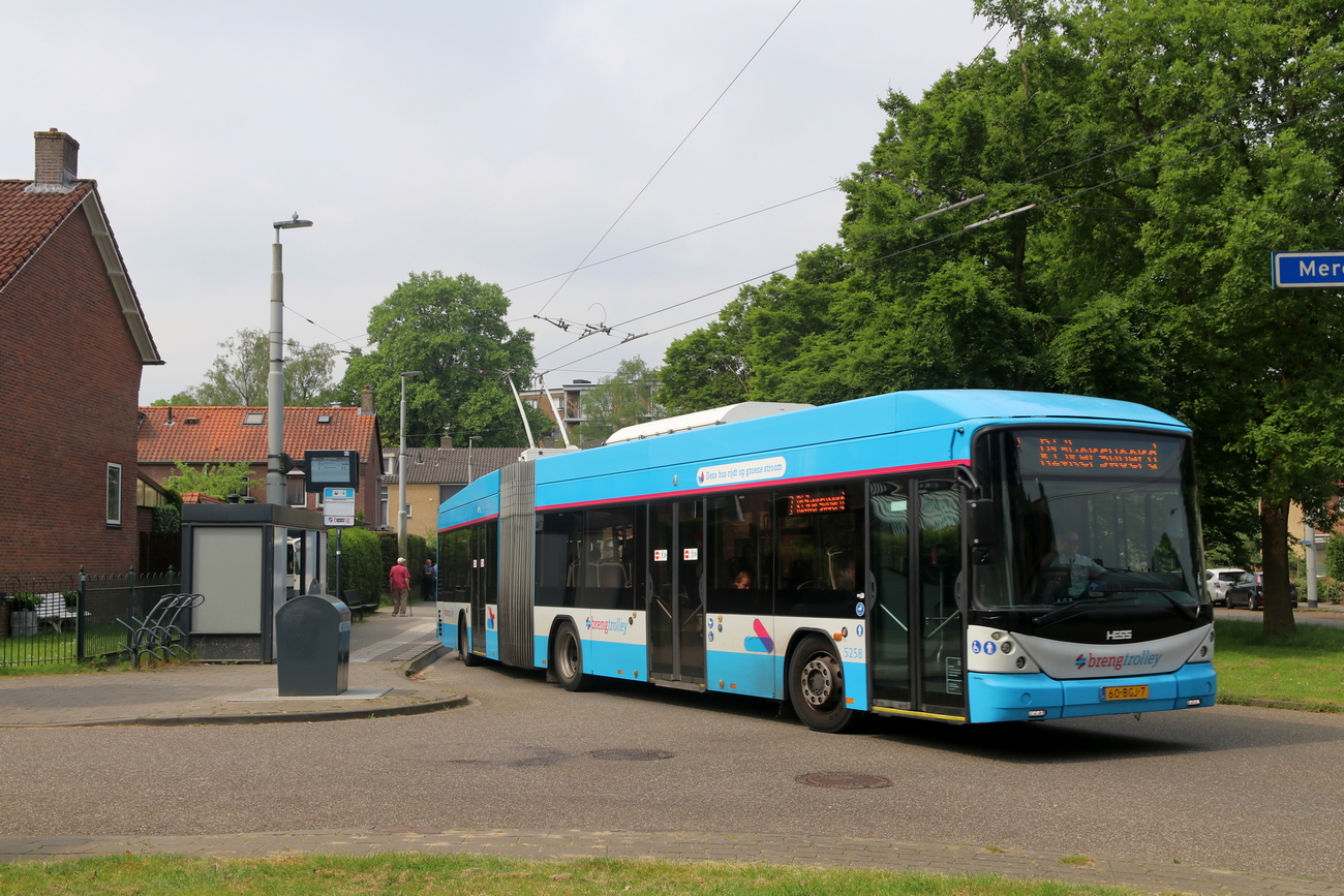 Арнем, Hess SwissTrolley 4 (BGT-N1D) № 5258