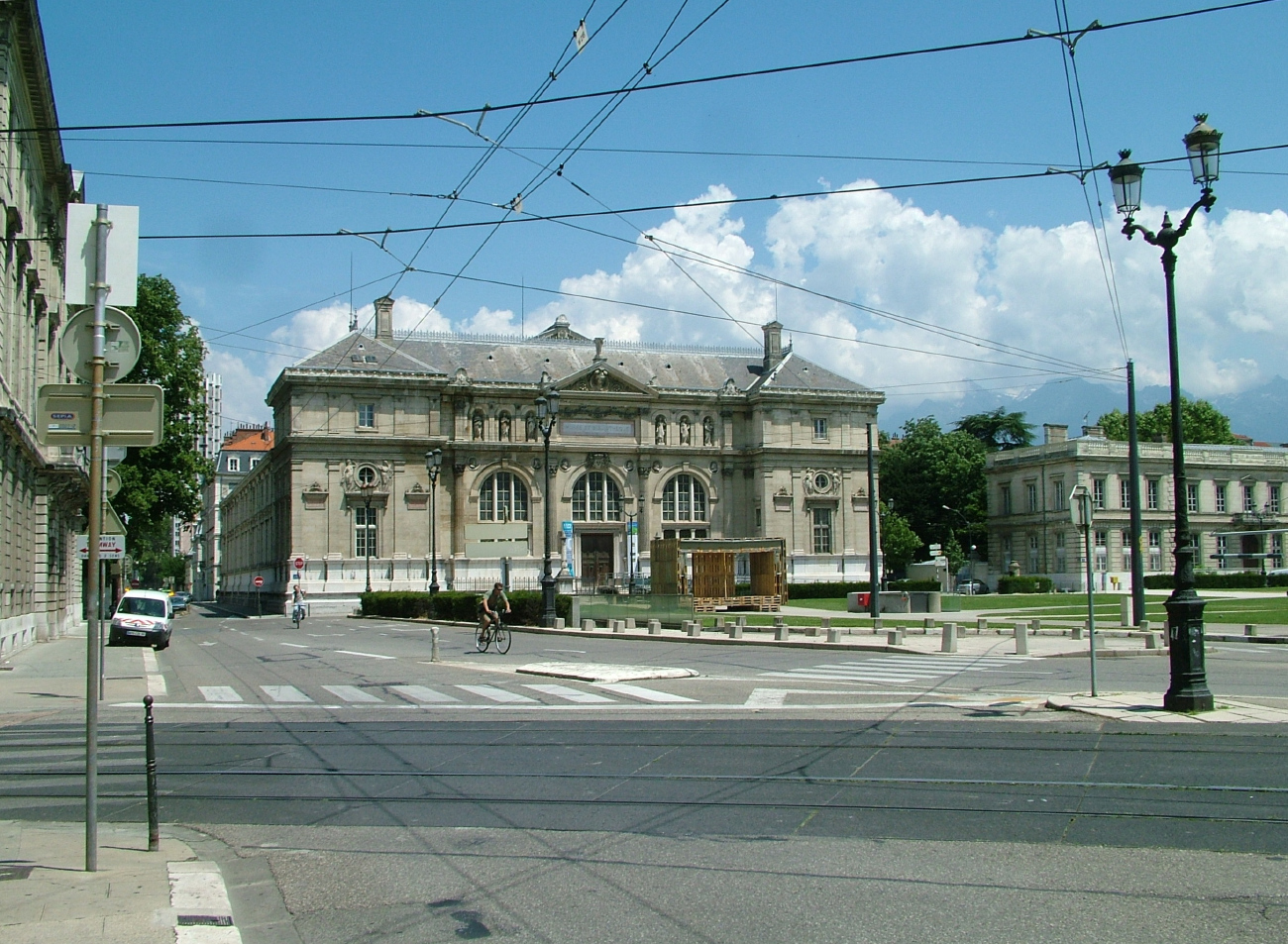 Гренобль — Троллейбусные линии и инфраструктура
