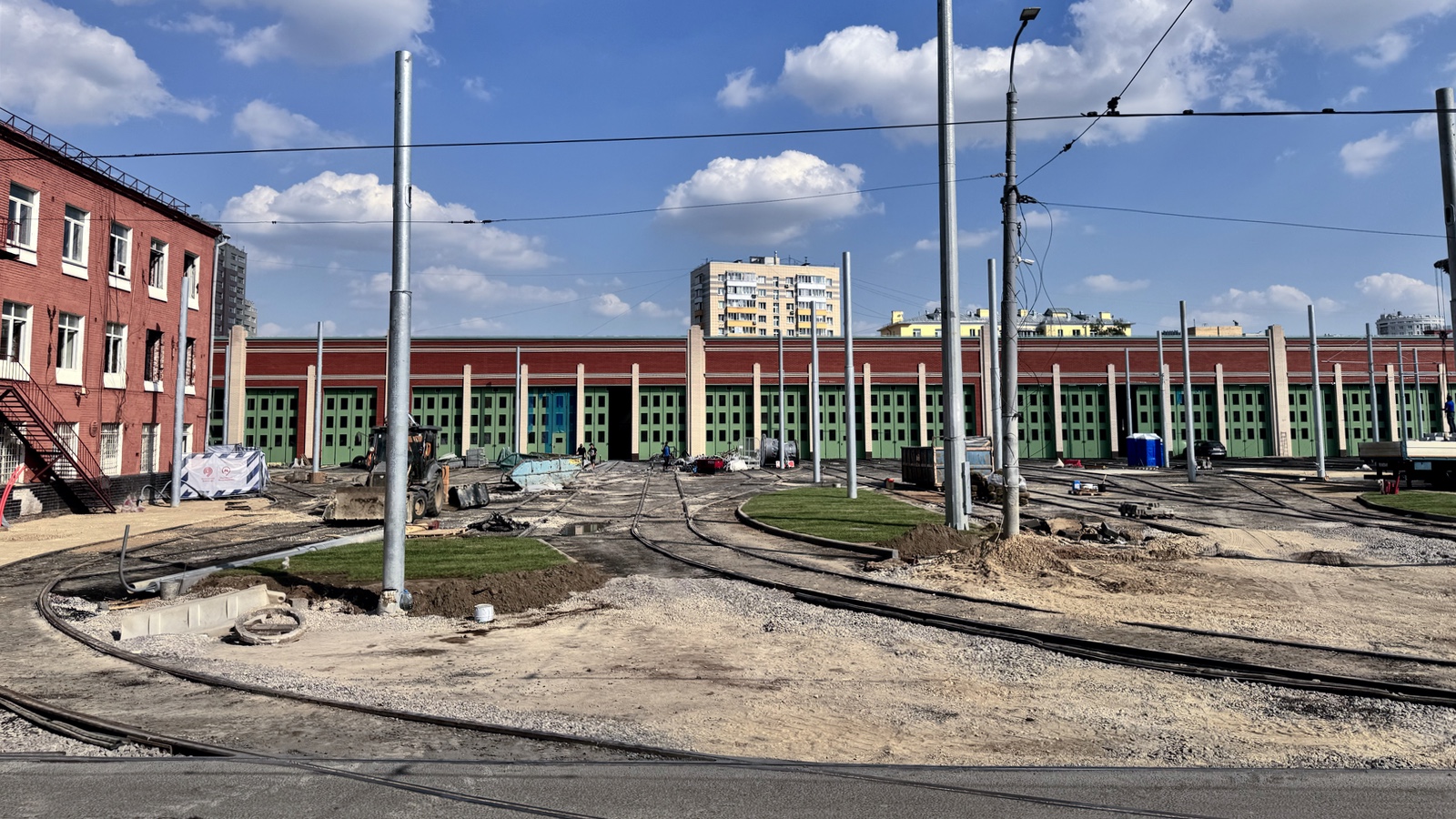 Moscow — Reconstruction of the Apakov tramway depot; Moscow — Tram depots: [1] Apakova
