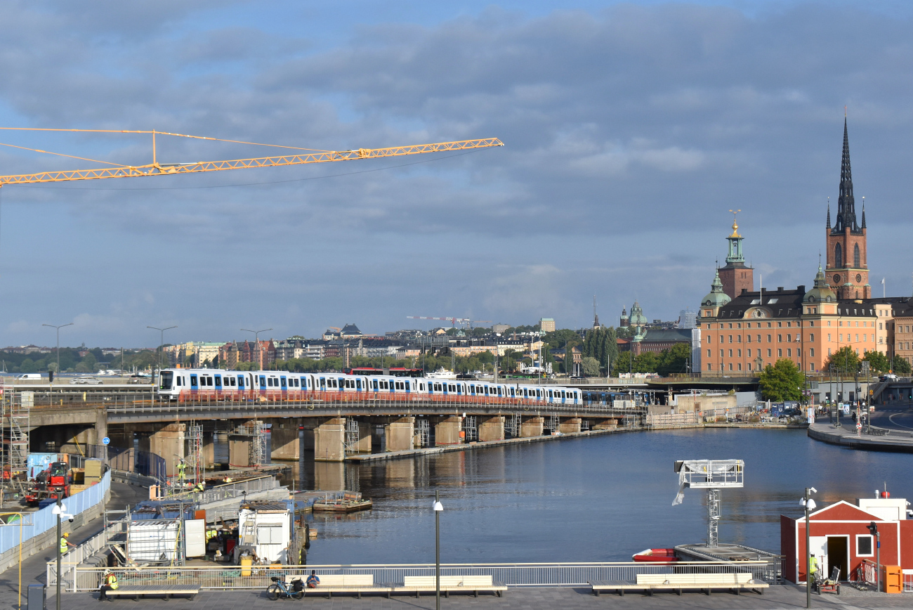 Stockholm — Tunnelbana — Green Line | Gröna Linjen; Stockholm — Tunnelbana — Red Line | Röda Linjen