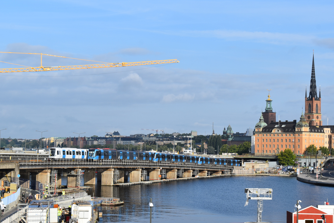 Stockholm — Tunnelbana — Green Line | Gröna Linjen; Stockholm — Tunnelbana — Red Line | Röda Linjen