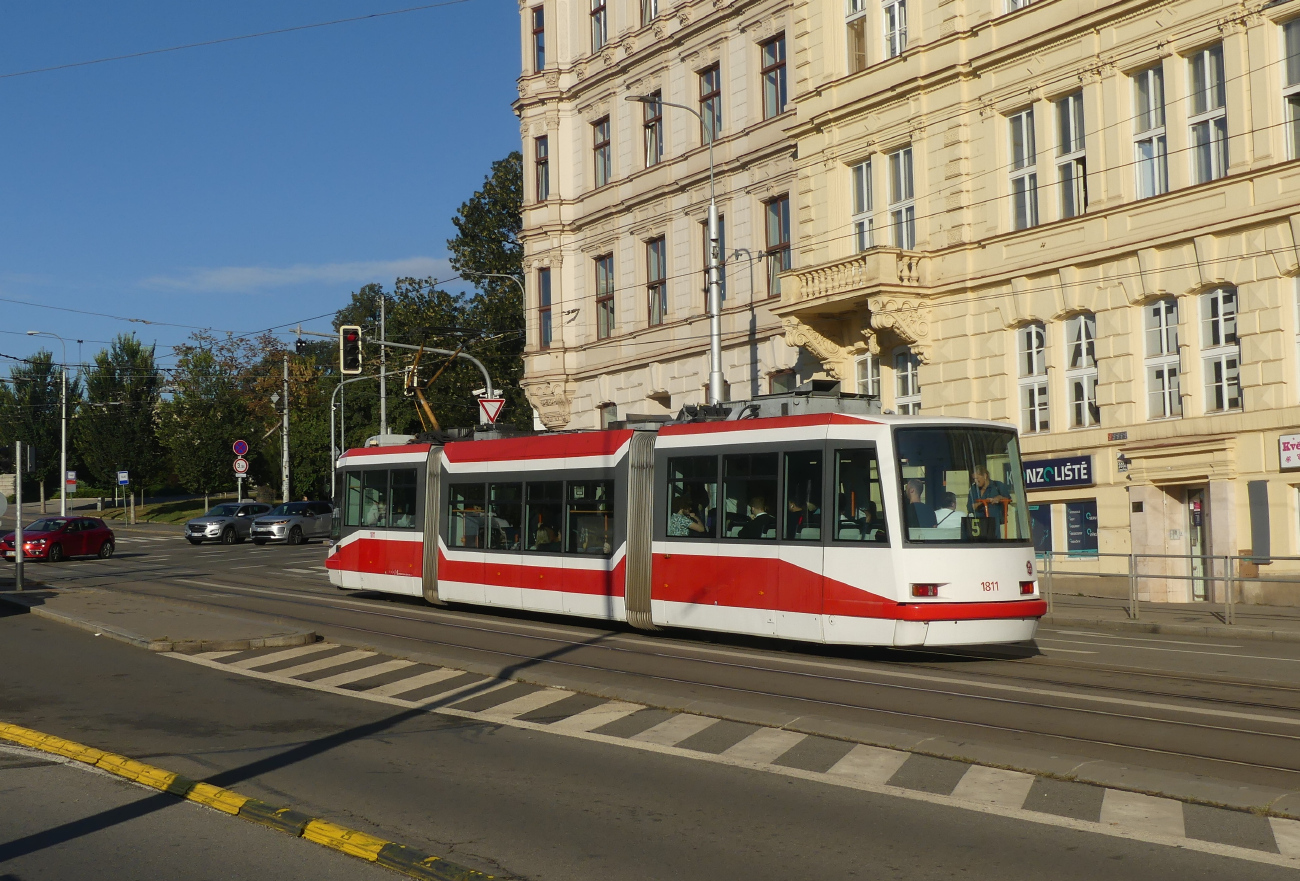 Brno, Škoda 03T6 Anitra Nr. 1811