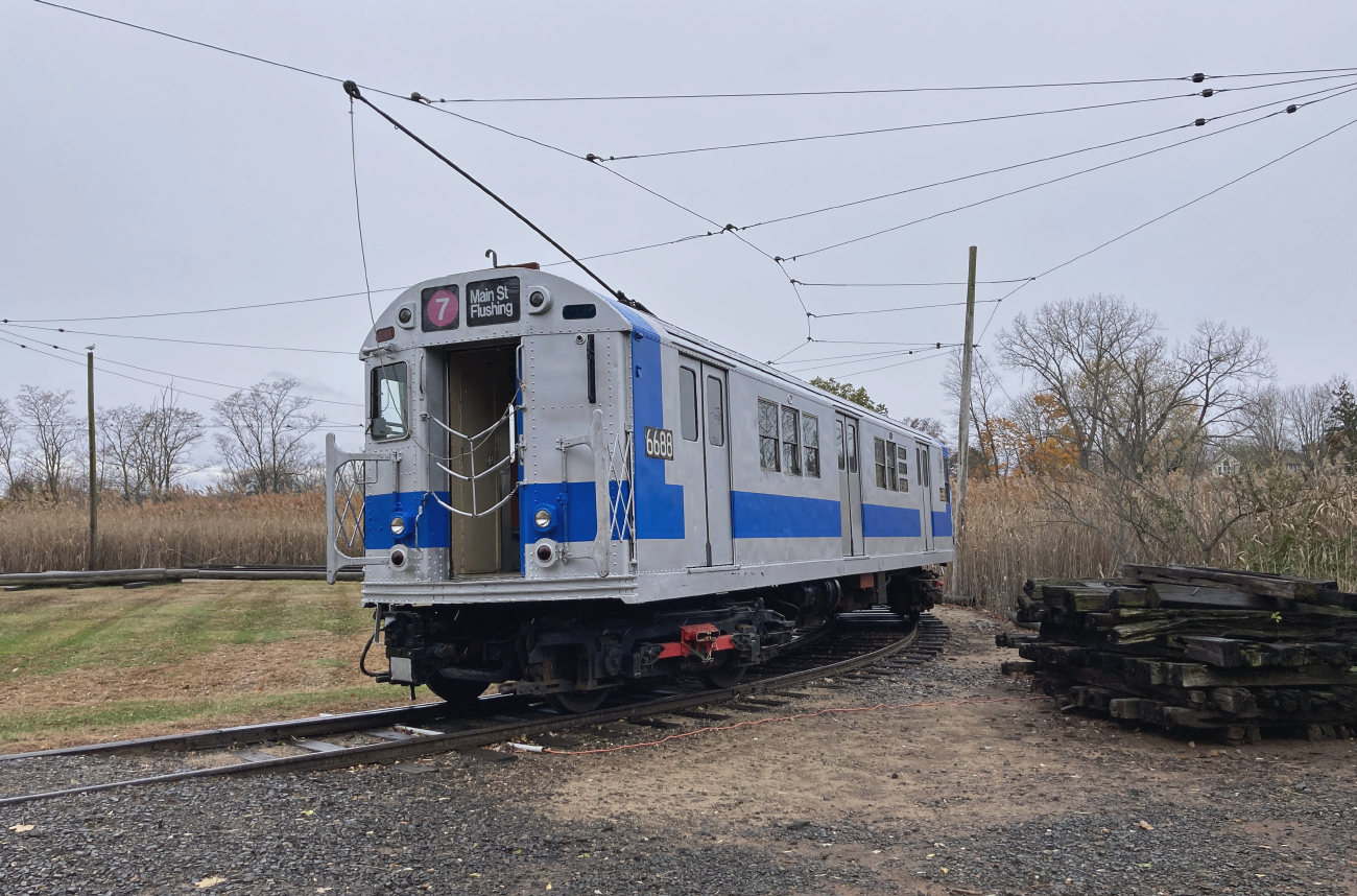 East Haven - Branford, St. Louis R17 č. 6688; East Haven - Branford — 90th Anniversary of Electric Railroaders Association (ERA)