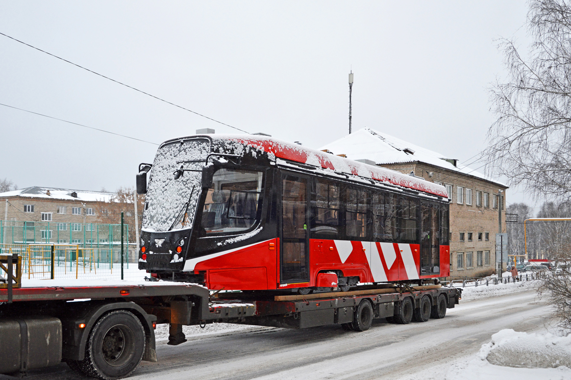 Sankt Petersburg, 71-638-02 «Polaris» Nr. 5811; Ust-Kataw — Tram cars for St. Petersburg