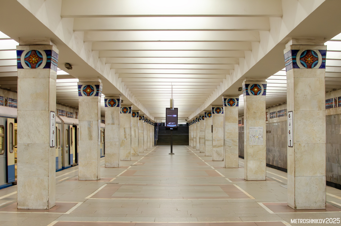Moskwa — Metro — [8] Kalininsko-Solntsevskaya Line